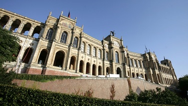 Blick auf das Maximilianeum in München | Bild: picture-alliance/dpa