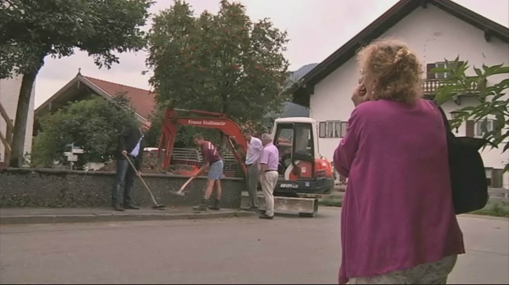 Ein Dorf wird Wirt! Besonderer Besuch bei den Wirtshausrettern | Bild: Bayerischer Rundfunk